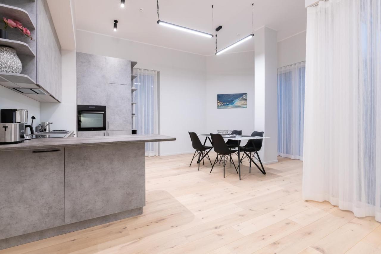Dashaus 2 Bedroom Apartment ทาลลินน์ ภายนอก รูปภาพ