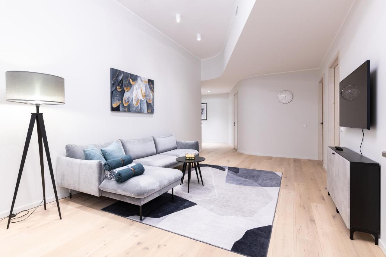 Dashaus 2 Bedroom Apartment ทาลลินน์ ภายนอก รูปภาพ