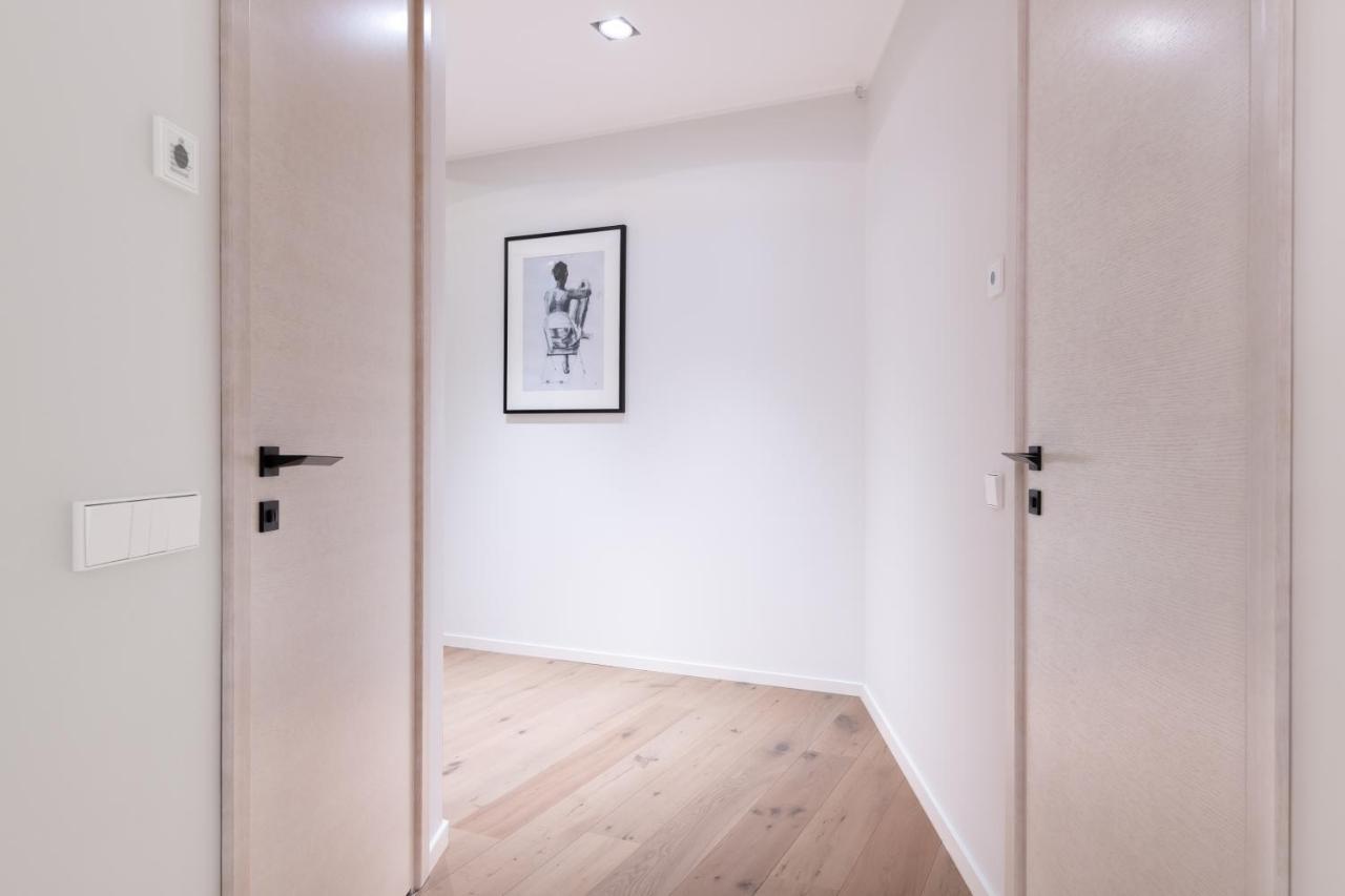 Dashaus 2 Bedroom Apartment ทาลลินน์ ภายนอก รูปภาพ