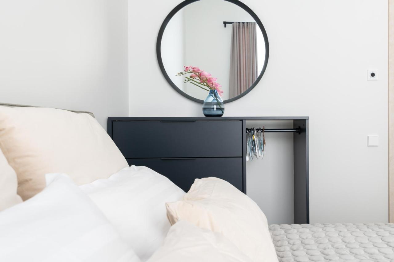 Dashaus 2 Bedroom Apartment ทาลลินน์ ภายนอก รูปภาพ
