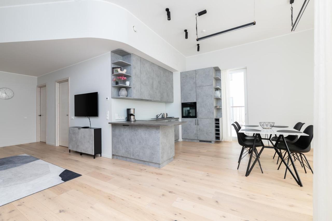 Dashaus 2 Bedroom Apartment ทาลลินน์ ภายนอก รูปภาพ